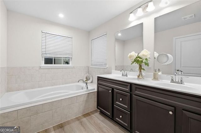 140 Marchmont Drive, Locust Grove, GA 30248