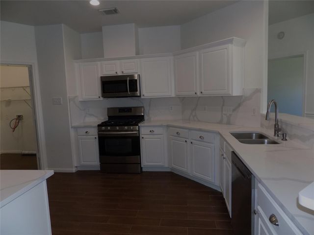 1918 Appleton Drive, Missouri City, TX 77489