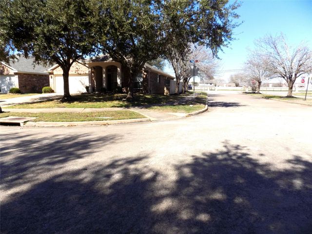 1918 Appleton Drive, Missouri City, TX 77489