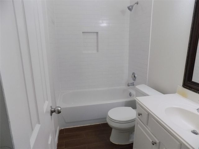 1918 Appleton Drive, Missouri City, TX 77489