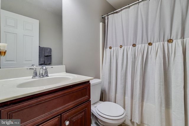 6860 DESALES PL, Hughesville, MD 20637