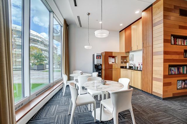 1 Roebling Way, 906, Covington, KY 41011