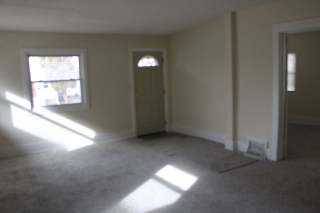 2709 Iowa Street, Davenport, IA 52803