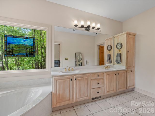 26 Walnut Drive, Mills River, NC 28759