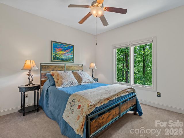 26 Walnut Drive, Mills River, NC 28759