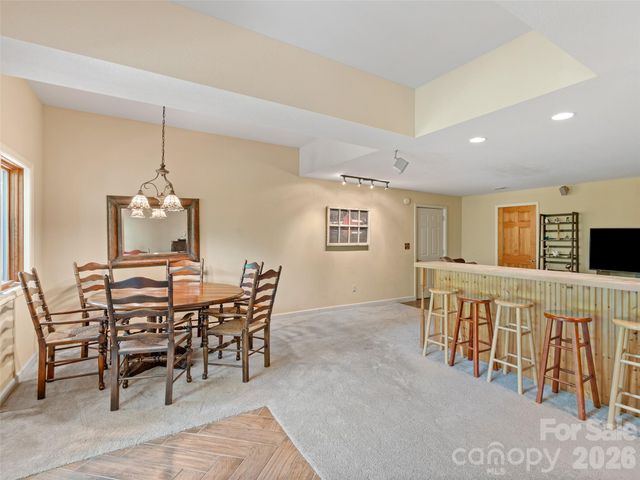 26 Walnut Drive, Mills River, NC 28759