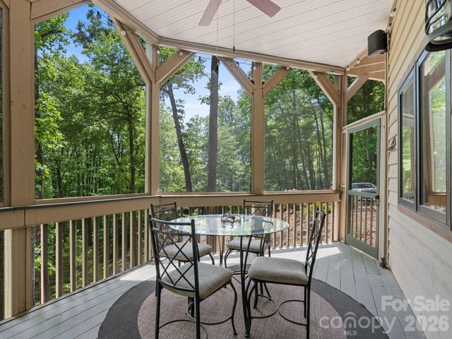 26 Walnut Drive, Mills River, NC 28759