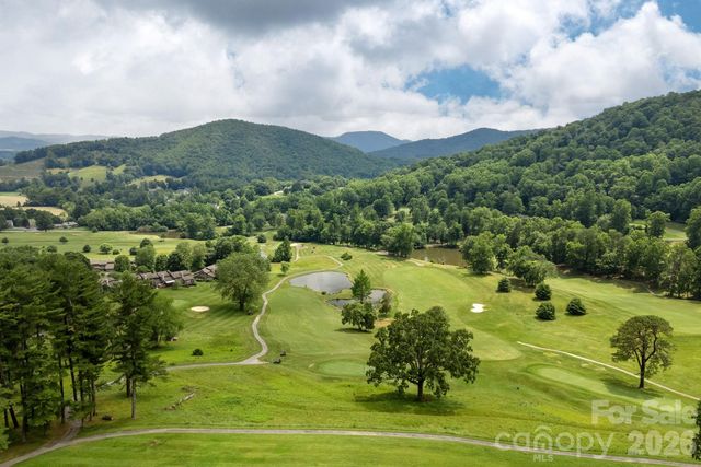26 Walnut Drive, Mills River, NC 28759
