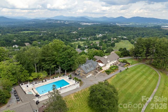 26 Walnut Drive, Mills River, NC 28759