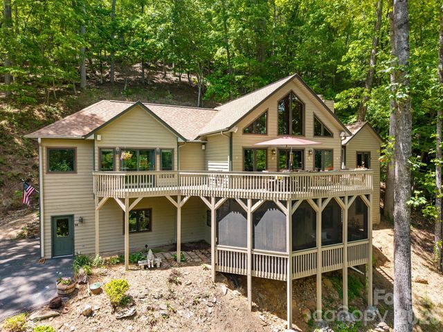 26 Walnut Drive, Mills River, NC 28759
