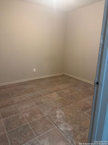 2129 Pat Booker Rd Apt 11, Universal City, TX 78148