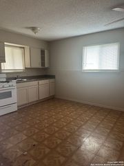 2129 Pat Booker Rd Apt 11, Universal City, TX 78148