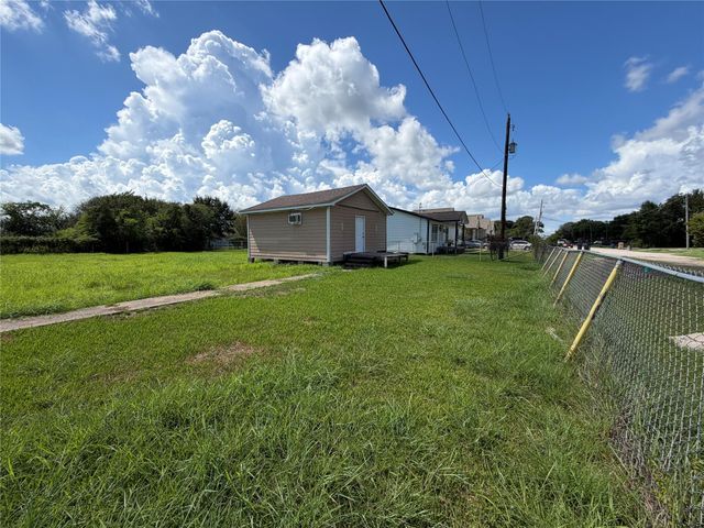3007 Arkansas Avenue, League City, TX 77539