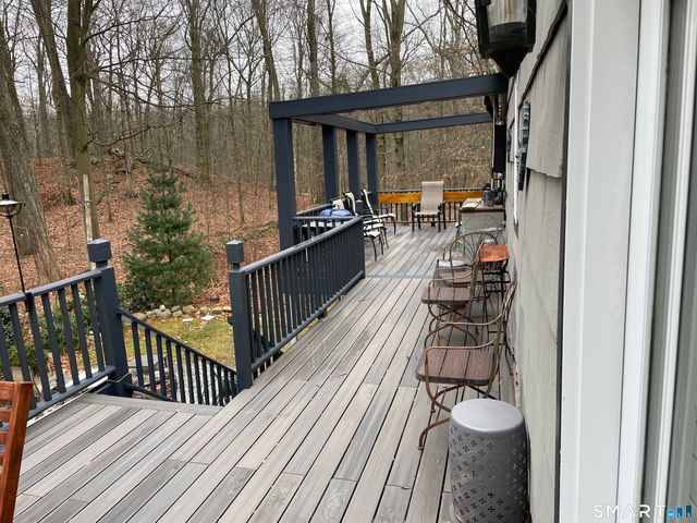 21 Fullmar Lane, Norwalk, CT 06850