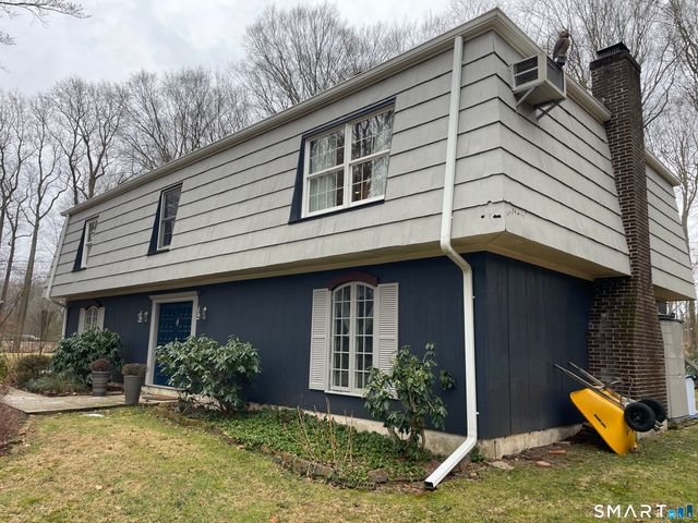 21 Fullmar Lane, Norwalk, CT 06850