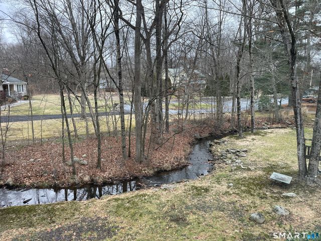 21 Fullmar Lane, Norwalk, CT 06850
