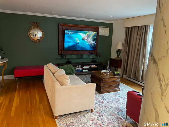 21 Fullmar Lane, Norwalk, CT 06850