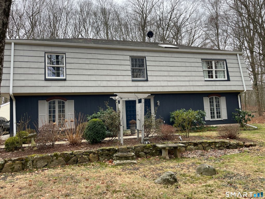 21 Fullmar Lane, Norwalk, CT 06850