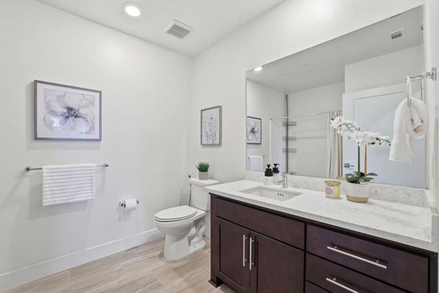 460 Montague Expressway 40, Milpitas, CA 95035