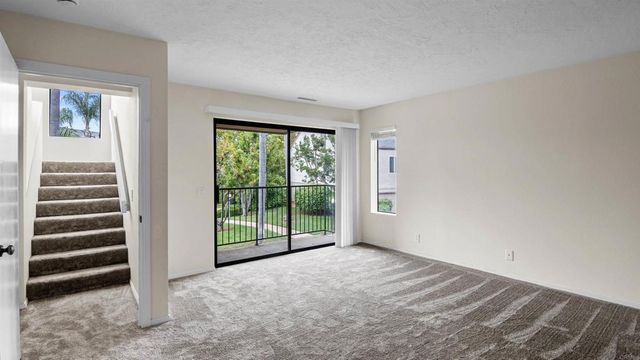 812 Kalpati Cir E, Carlsbad, CA 92008