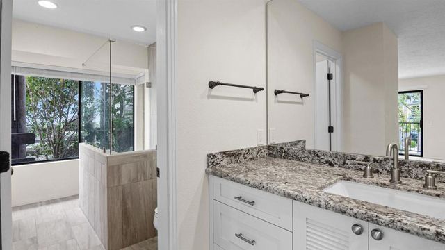 812 Kalpati Cir E, Carlsbad, CA 92008