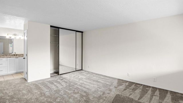 812 Kalpati Cir E, Carlsbad, CA 92008