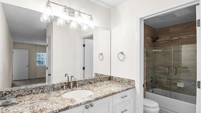 812 Kalpati Cir E, Carlsbad, CA 92008