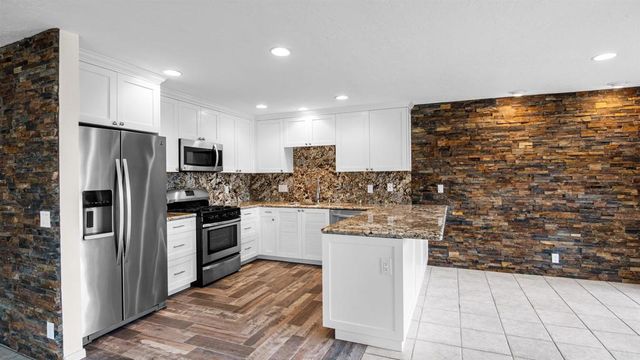 812 Kalpati Cir E, Carlsbad, CA 92008