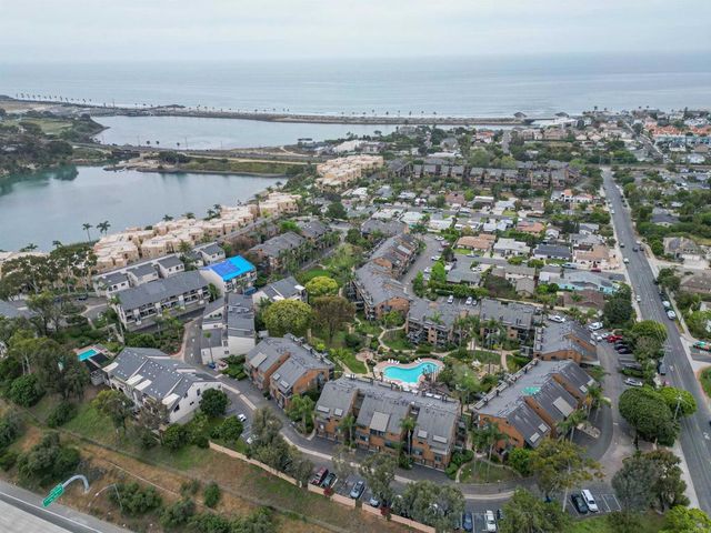 812 Kalpati Cir E, Carlsbad, CA 92008