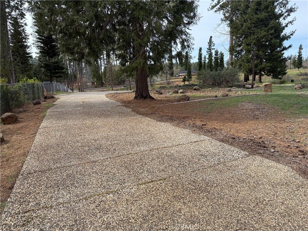 Image 4 of property listing at 6835 Pentz Road, Paradise, CA 95969