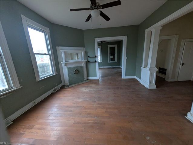 2123 Effingham ST, Portsmouth, VA 23704