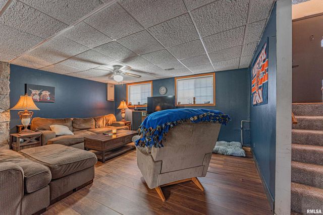 108 COUNTRY CLUB Drive, Pekin, IL 61554