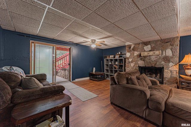 108 COUNTRY CLUB Drive, Pekin, IL 61554