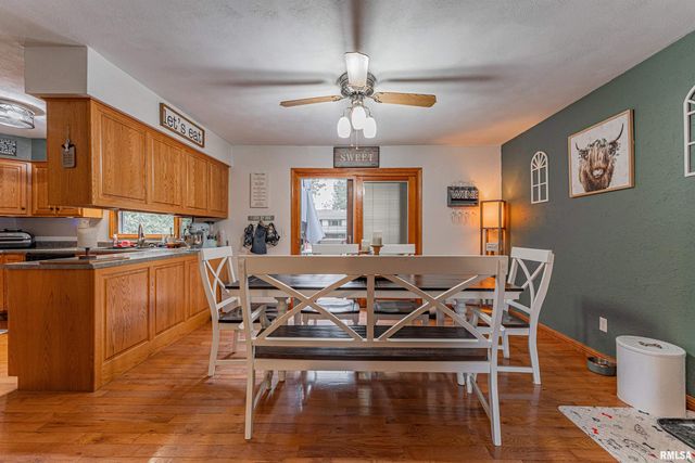 108 COUNTRY CLUB Drive, Pekin, IL 61554