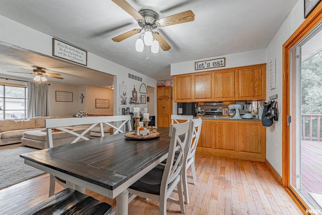 108 COUNTRY CLUB Drive, Pekin, IL 61554