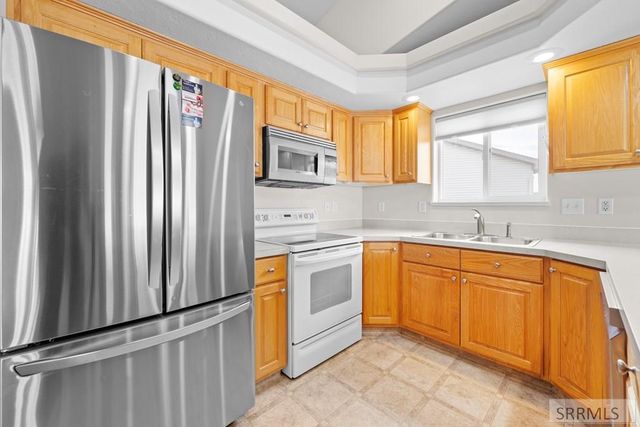 3823 E Summerridge Cir, Ammon, ID 83406