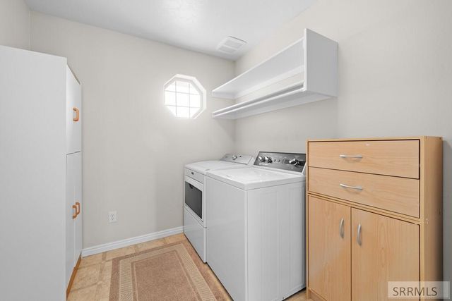 3823 E Summerridge Cir, Ammon, ID 83406