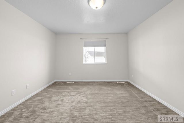 3823 E Summerridge Cir, Ammon, ID 83406