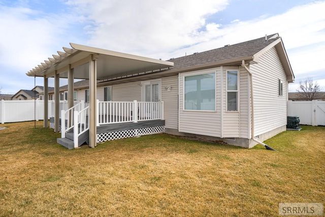 3823 E Summerridge Cir, Ammon, ID 83406