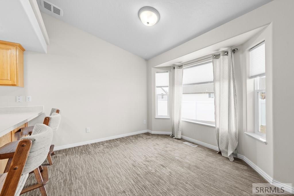 Image 14 of property listing at 3823 E Summerridge Cir, Ammon, ID 83406