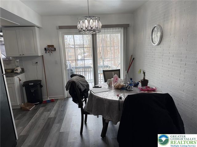 162 Independence Road, Smithfield Twp, PA 18301