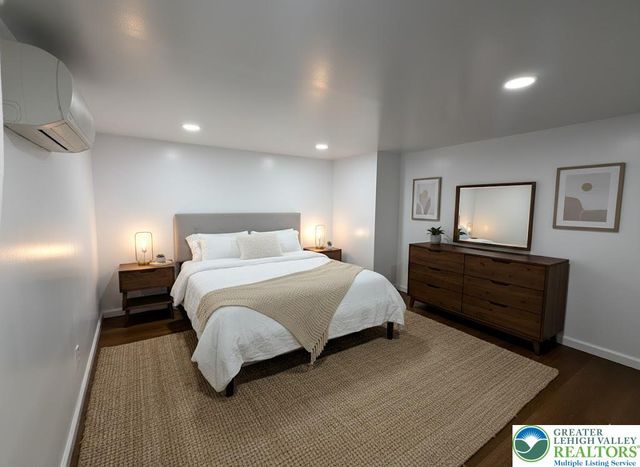 162 Independence Road, Smithfield Twp, PA 18301