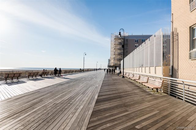 522 Shore Road 2AA, Long Beach, NY 11561