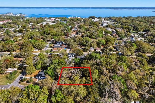 1114 E 9TH STREET, Sanford, FL 32771