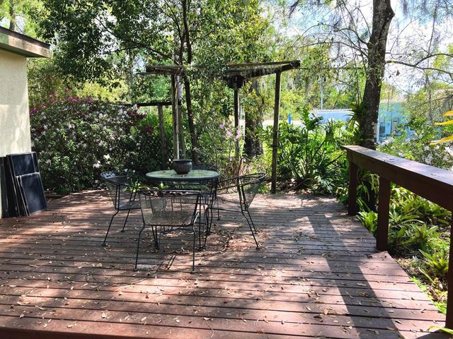 21004 NEGRIL COURT, Lutz, FL 33558