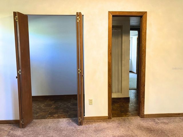 21004 NEGRIL COURT, Lutz, FL 33558