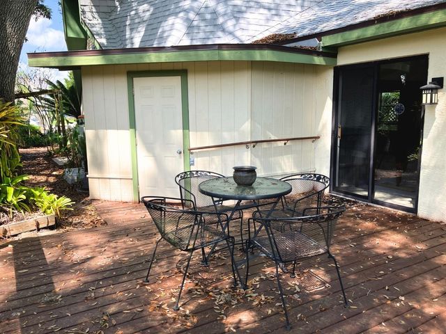 21004 NEGRIL COURT, Lutz, FL 33558