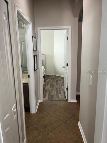 211 WESTCHESTER HILLS LANE, Valrico, FL 33594