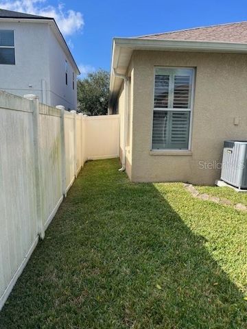 211 WESTCHESTER HILLS LANE, Valrico, FL 33594