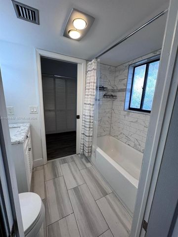 5917 Via Vermilya 203, Lake Worth, FL 33462